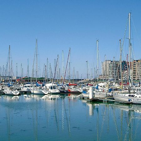 Beach Loft 9 Luxury Appartment With Ocean View Blankenberge Exteriör bild