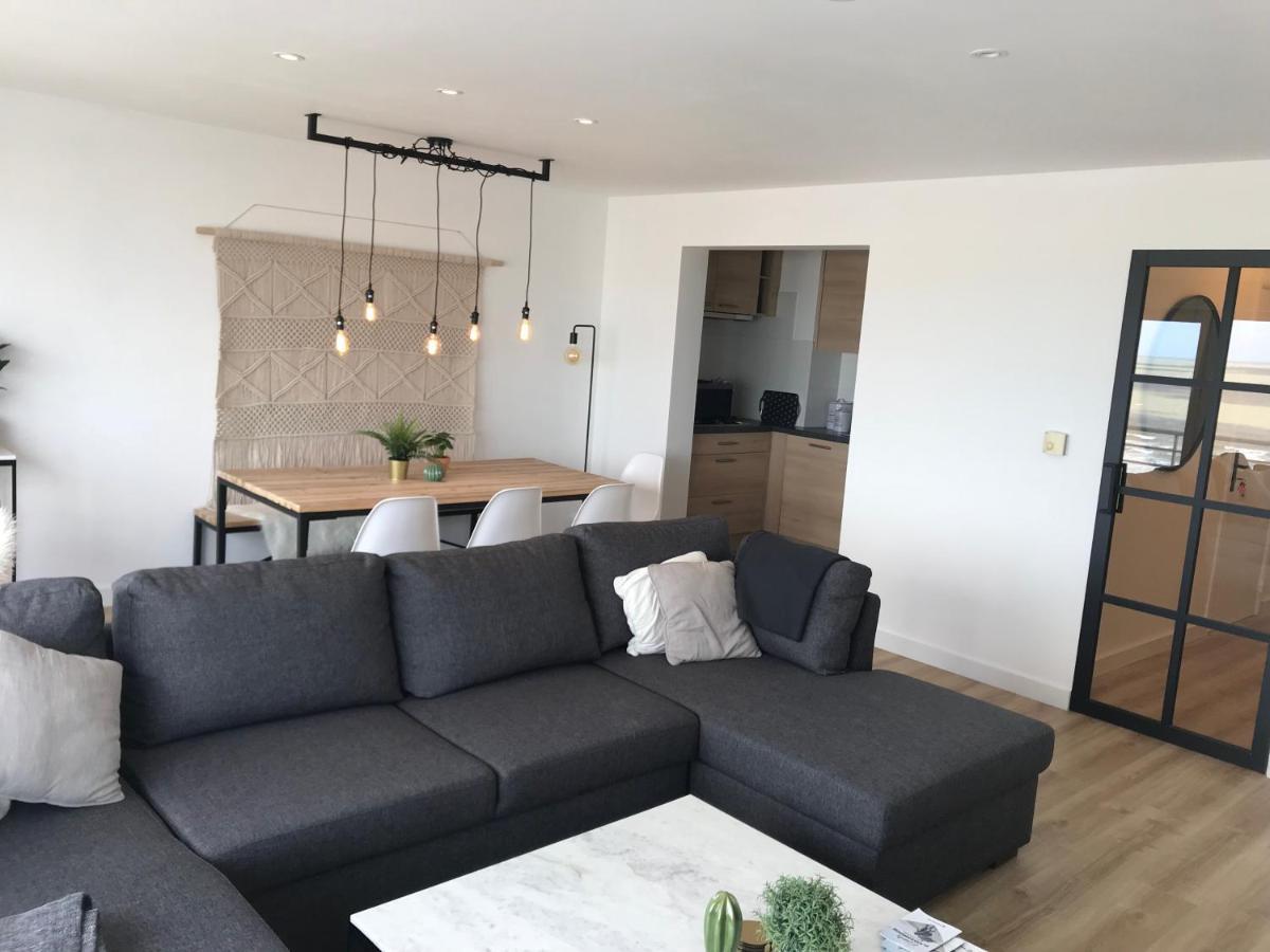 Beach Loft 9 Luxury Appartment With Ocean View Blankenberge Exteriör bild