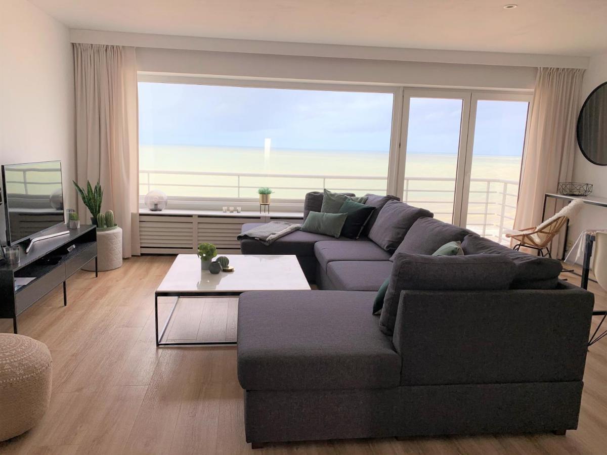 Beach Loft 9 Luxury Appartment With Ocean View Blankenberge Exteriör bild