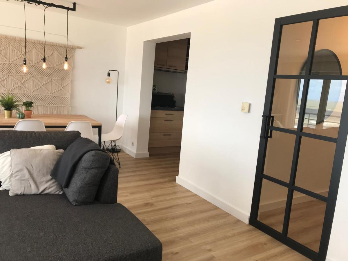Beach Loft 9 Luxury Appartment With Ocean View Blankenberge Exteriör bild