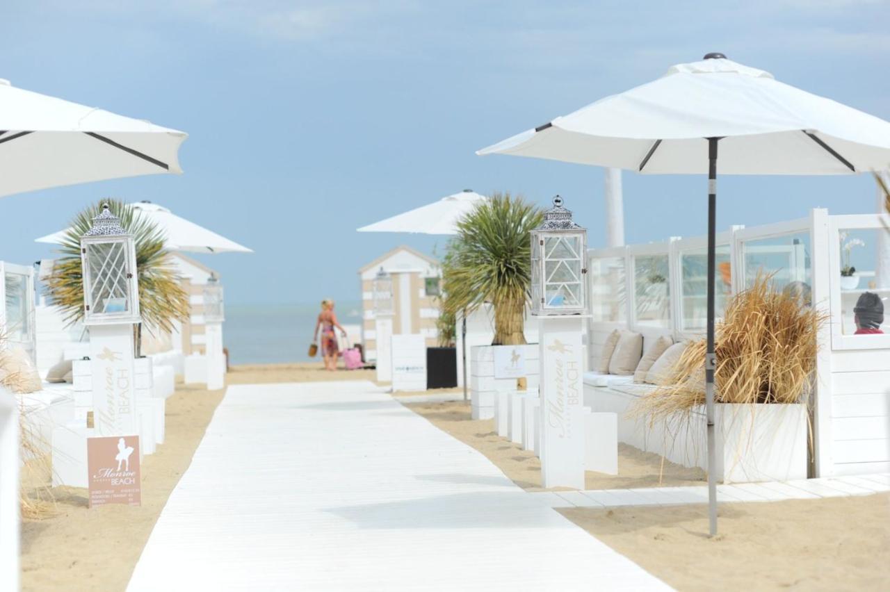 Beach Loft 9 Luxury Appartment With Ocean View Blankenberge Exteriör bild